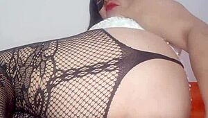chubby latina milf colombiana flashes cameltoe masturbates wet pussy ass for stepson