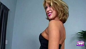 wanna see this hot brunette i picked up get her pussy licked fucked and creampied hard?