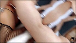 surprise, babe! my huge tits milf samantha mack wants you now