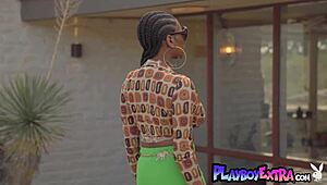omg i can't hide it anymore this glamorous ebony teen nyla waldorf's hairy pussy has me obsessed after her striptease