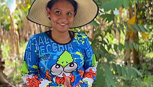 that innocent looking colombian campesina housewife gets fucked outdoors for chickens close-up