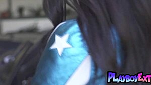 Victoria reveals dark pussy backseat