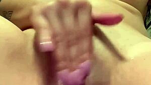 I rub to double squirt orgasm