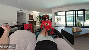Redhead Elastigirl begs for anal pounding in ripped Incredibles cosplay costume VR