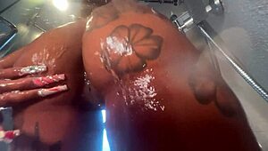 wet ass twerk in shower stirs deep desire