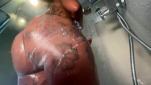 wet ass twerk in shower stirs deep desire