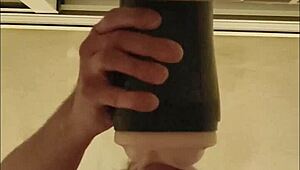 🤯 fucking my fleshlight so hard it makes me shake with orgasm 😩💦