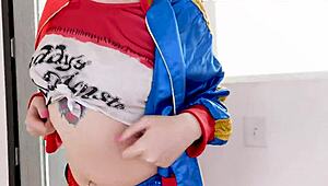 Arielle Aquinas Harley Quinn Lookalike Sucks Huge Cock With Fleshlight And Swallows Cum