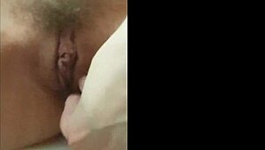 candid shy amateur gf shaving her pussy close up