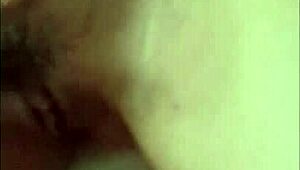 candid shy amateur gf shaving her pussy close up