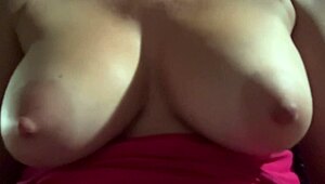 Italian horny milf artemisia love bounces her big natural tits