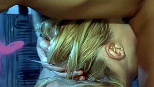a beautiful hannah harper gives blowjob in stockings