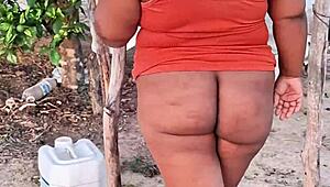 Showing my big curves outdoors today
