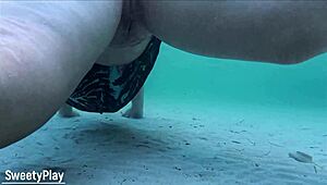 underwater creampie from stranger on beach