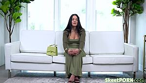 Innocent new girl jay killa loves sucking the tip