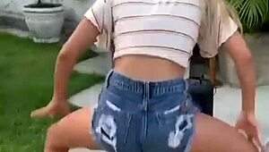 Twerk Perra With Huge Ass Now!
