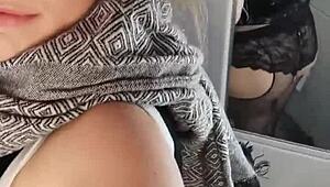Coquine dans le train