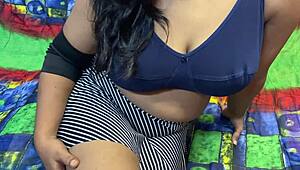 Padosi Item Gets Fucked Hard In Viral Mms