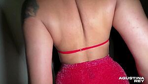 I want to fuck my stepsister with her huge ass