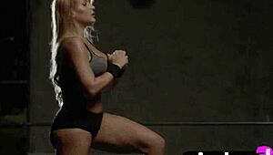 cardio workout helps sexy babe reveal toned body