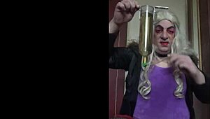 bisexual crossdresser tastes pee on camera together