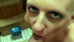 german milf sandra gives blowjob
