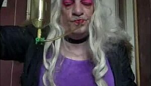 bisexual crossdresser tastes pee on camera together