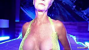 fit old mature gilf foxxxy darlin rides bbc for creampie