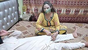 Pakistani girl meets injured friend for roleplay