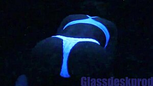 Does Scarlett Johnson Want Blacklight Sex Now