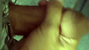 Punheta gostosa do corno filho da puta feels intense