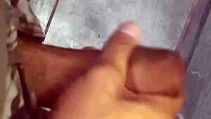 Punheta gostosa do corno filho da puta feels intense