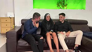 arab girl doesnt even take off her hijab to get a double penetration - aliyah yasin