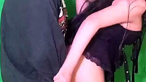 sesion de fotos que termina en casting porno le propuse a una morra mexicana gotica hacer un videito luego de la sesion de fotos y acepto incluso me pidio que terminara adentro
