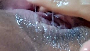 Hotpepita i masturbate and have rich fluids-part 2