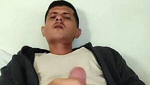 masturbando e falando putaria quer ver
